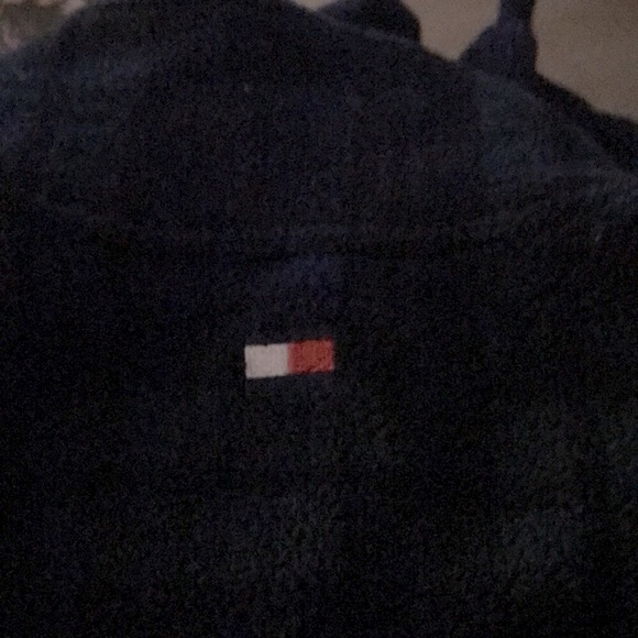 NWOT. Tommy Hilfiger Men’s Golf Jacket. 1/2 Zip. Navy/Green Plaid that is muted - Picture 9 of 9